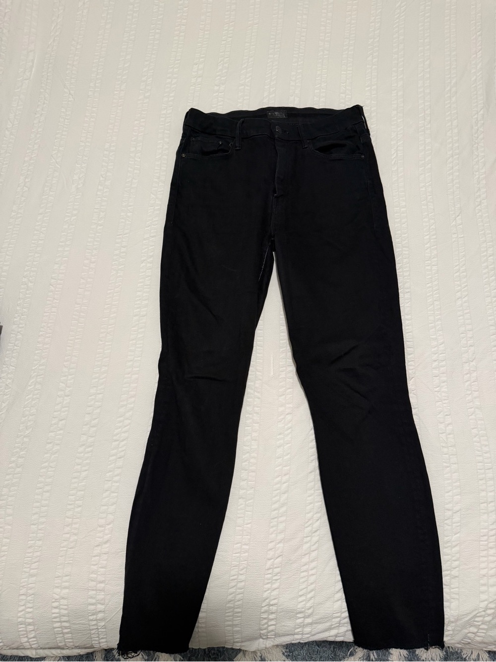 MOTHER Skinny Jeans in Black